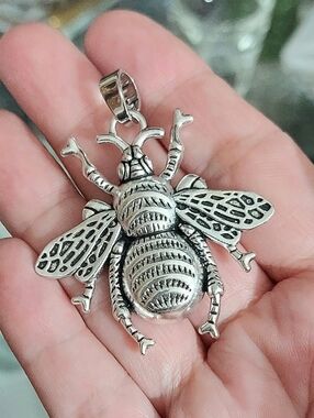 Honey Bee Necklace Pendant Silver - Women's Jewelry